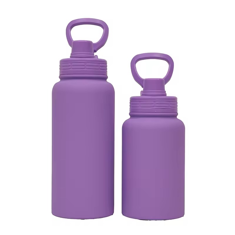 Vacuum large capacity reusable Insylated water bottle