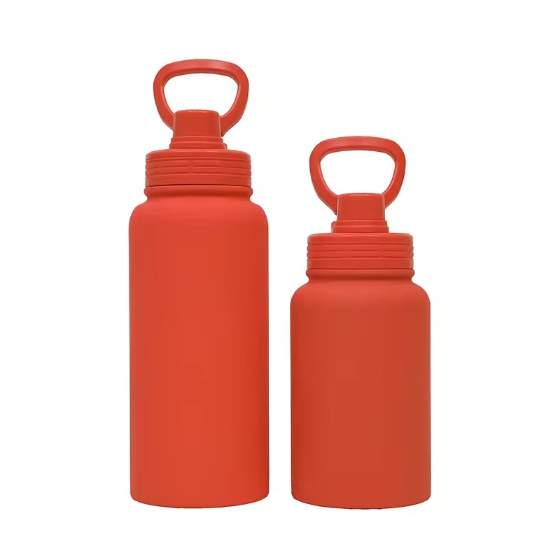 Vacuum large capacity reusable Insylated water bottle