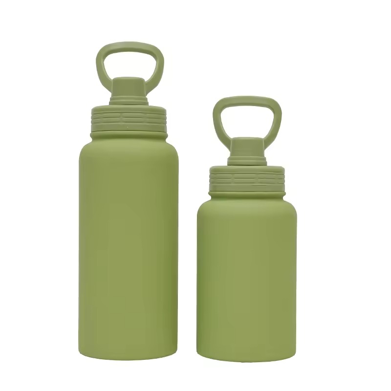 Vacuum large capacity reusable Insylated water bottle