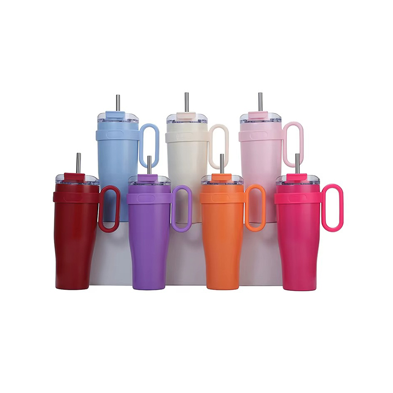 Multifunctional travel heat preservation Auto mug