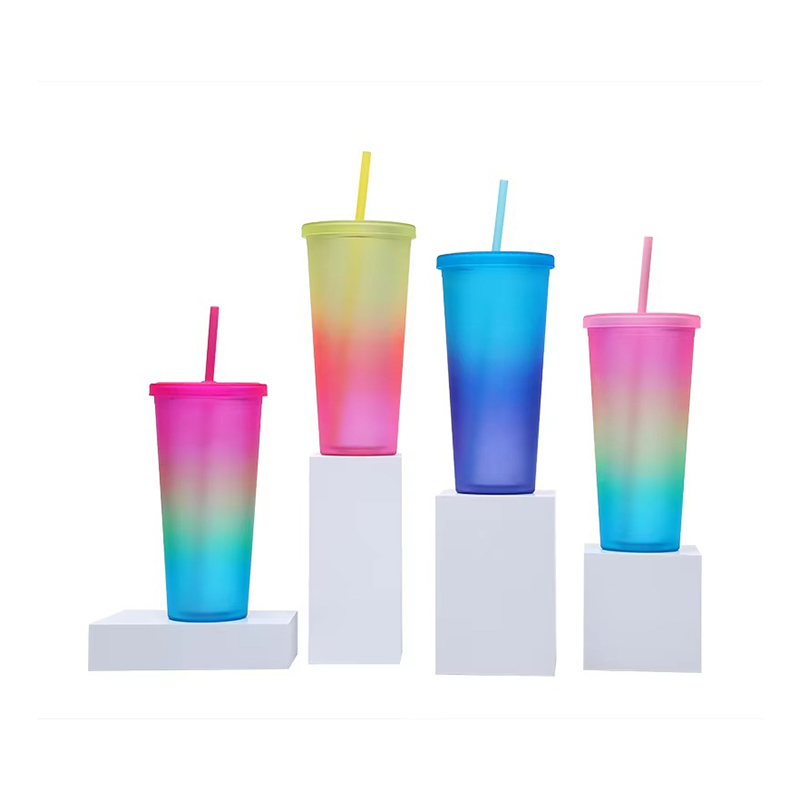 24 oz multi-gradient heat preservation plastic tumbler