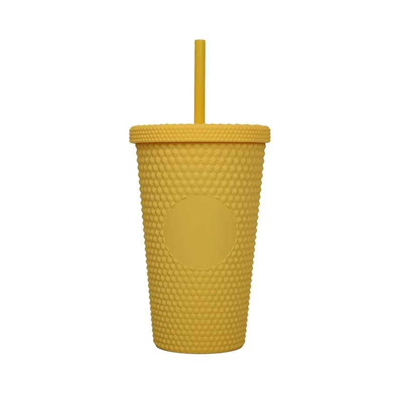 Spill-proof heat-insulated plastic tumbler