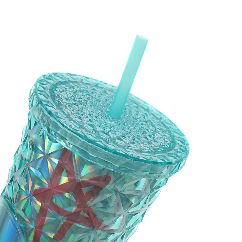 Bright diamond pattern plastic tumbler