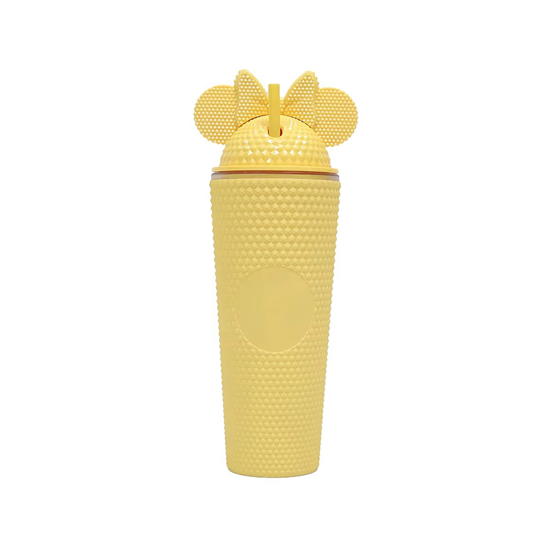 Various colors rivets plastic tumbler with straws