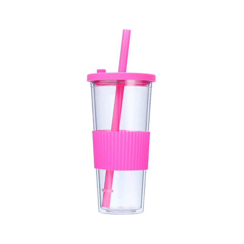 Portable transparent plastic tumbler with lid